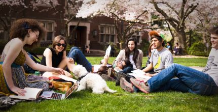 reed-college-students-spring